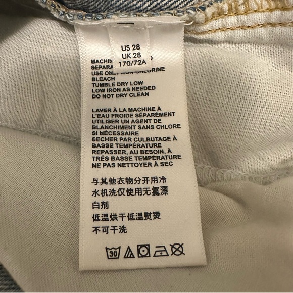 Mom Jeans BDG High Waisted Pleated and Cuffed Jean Shorts Urban Outfitters sz 28 - Picture 4 of 10